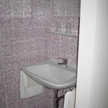 Appartements Am Stein * בצאו