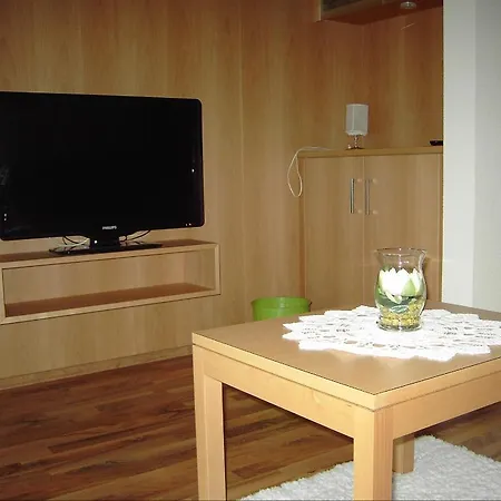 Appartements Am Stein Apartman *